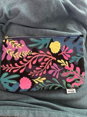 EUC The Happy Planner Disney Little Mermaid Seashell Pen Pouch